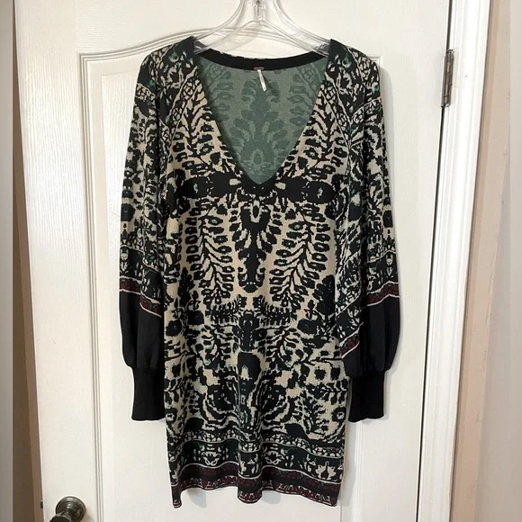 Free People | Dresses | Free People Music Lyrics Sweater Dress Size M Empire Waist Balloon Sleeves | Poshmark Free People | Dresses | Free People Music Lyrics Sweater Dress Size M Empire Waist Balloon Sleeves | Poshmark